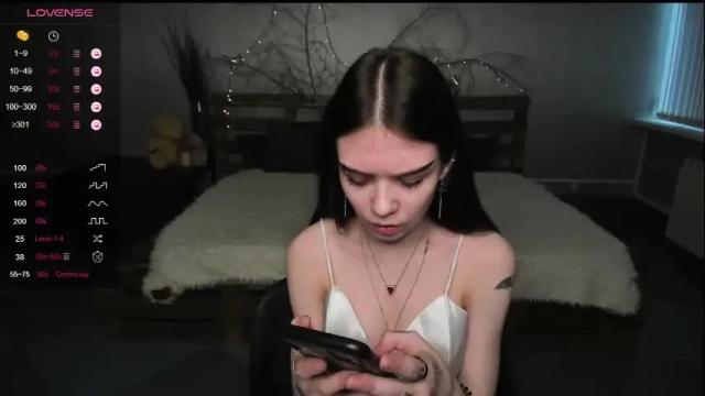Image 12 of sweetydeviliya Stream on Chaturbate on 1 month ago
