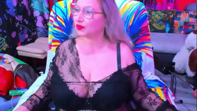 Image 11 of sweetylisahard Stream on Chaturbate on 3 months ago