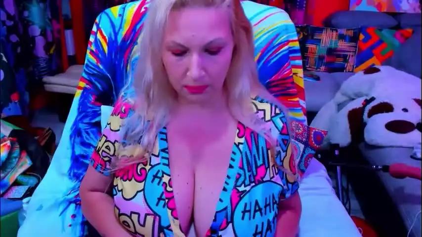 sweetylisahard Chaturbate