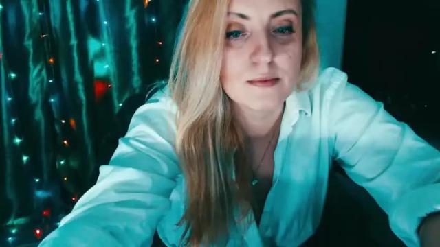 Image 12 of sweetyliza Stream on Chaturbate on 20 months ago