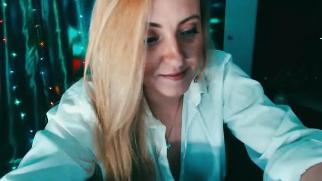 Image 3 of sweetyliza Stream on Chaturbate on 20 months ago