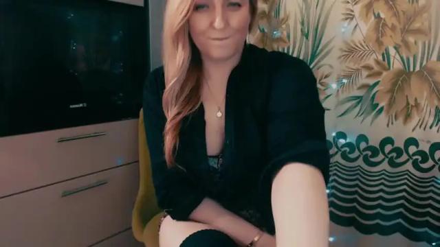Image 8 of sweetyliza Stream on Chaturbate on 15 months ago