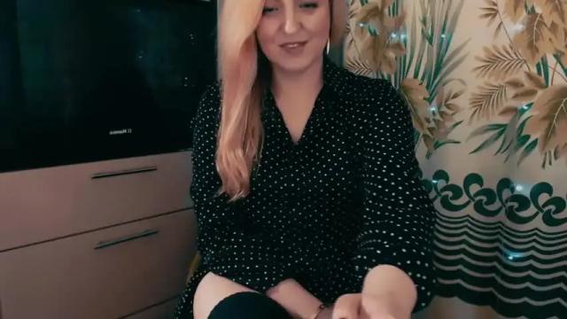 Image 3 of sweetyliza Stream on Chaturbate on 14 months ago