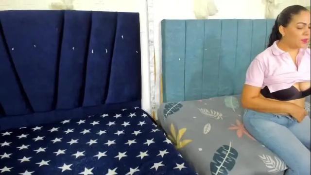 Image 7 of swett_lady_ Stream on Chaturbate on 1 month ago