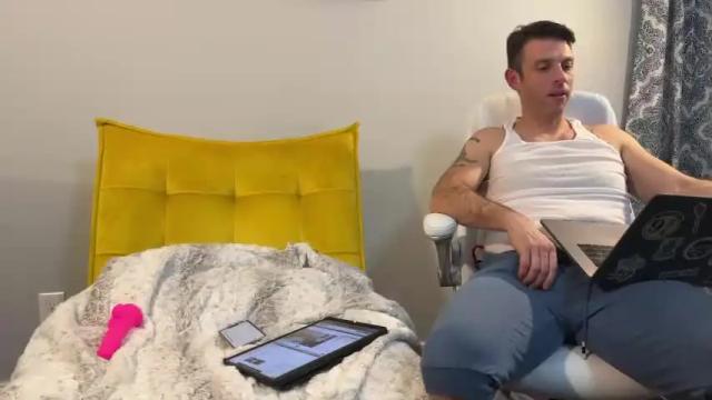 Image 8 of swinger_milf Stream on Chaturbate on 23 months ago