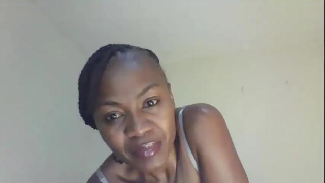 Image 8 of swtebony1 Stream on Chaturbate on 28 days ago