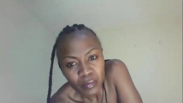 Image 8 of swtebony1 Stream on Chaturbate on 18 days ago