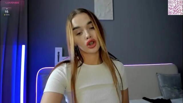 Image 2 of swweetangel Stream on Chaturbate on 2 months ago