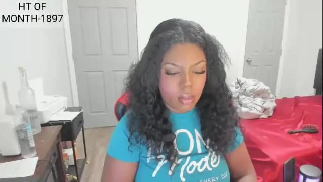 Image 3 of sxamleuy Stream on Chaturbate on 2 months ago