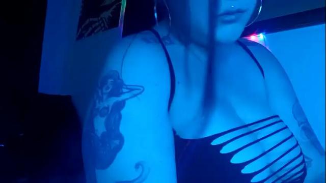 Image 3 of syikobuzzy Stream on Chaturbate on 20 days ago