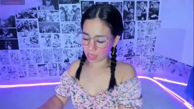 Image 3 of sylphy17 Stream on Chaturbate on 3 months ago