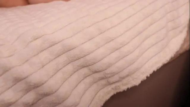 Image 12 of sylviarussell Stream on Chaturbate on 1 month ago