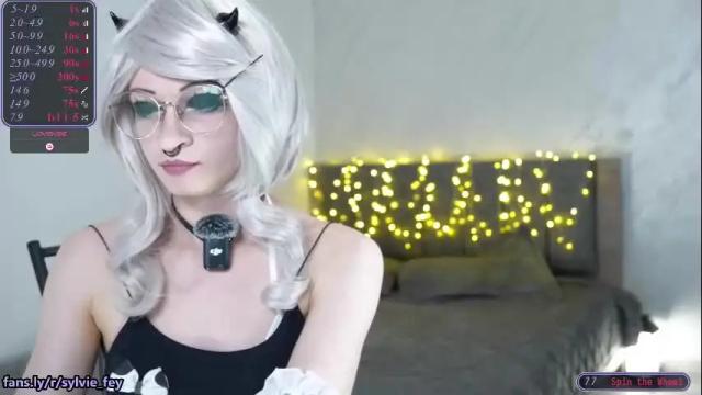 Image 3 of sylvie_fey Stream on Chaturbate on 1 month ago