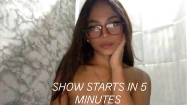 Image 2 of sylvyhxil Stream on Chaturbate on 13 days ago