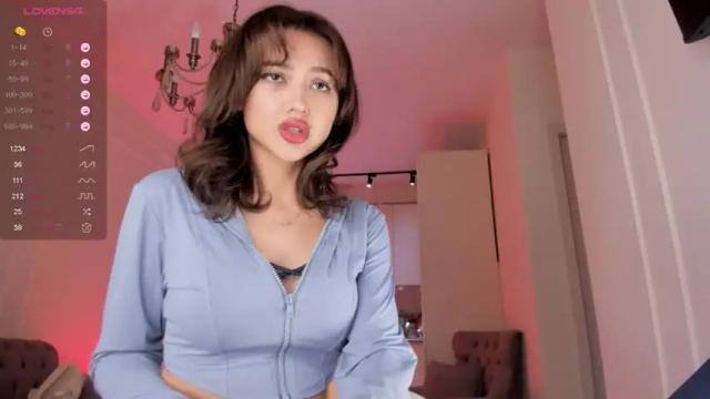 Image 6 of t0keng1rl Stream on Chaturbate on 19 months ago