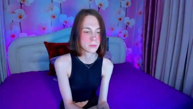 Image 8 of t33nseverina Stream on Chaturbate on 14 months ago