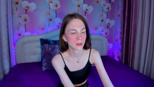 Image 10 of t33nseverina Stream on Chaturbate on 14 months ago