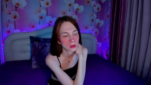 Image 7 of t33nseverina Stream on Chaturbate on 14 months ago