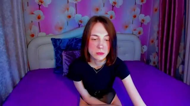 Image 10 of t33nseverina Stream on Chaturbate on 14 months ago