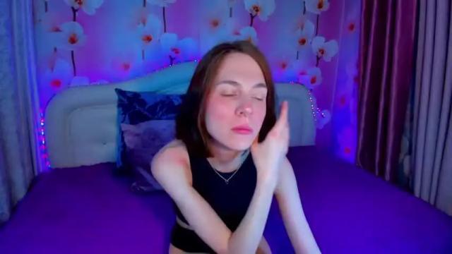 Image 6 of t33nseverina Stream on Chaturbate on 14 months ago