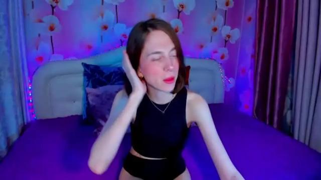 Image 7 of t33nseverina Stream on Chaturbate on 14 months ago