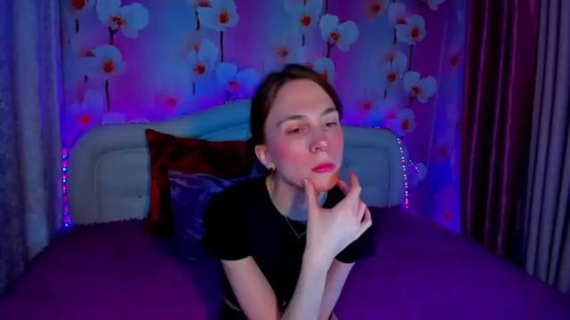 Image 12 of t33nseverina Stream on Chaturbate on 14 months ago