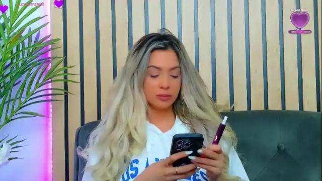 Image 12 of taahiraarabian Stream on Chaturbate on 1 month ago