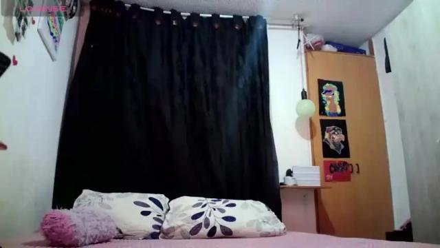 Image 2 of tahira_1 Stream on Chaturbate on 15 months ago