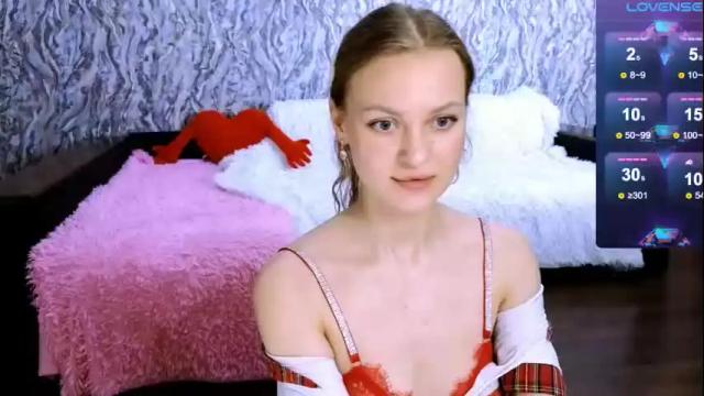Image 12 of taissia_sweet Stream on Chaturbate on 29 days ago