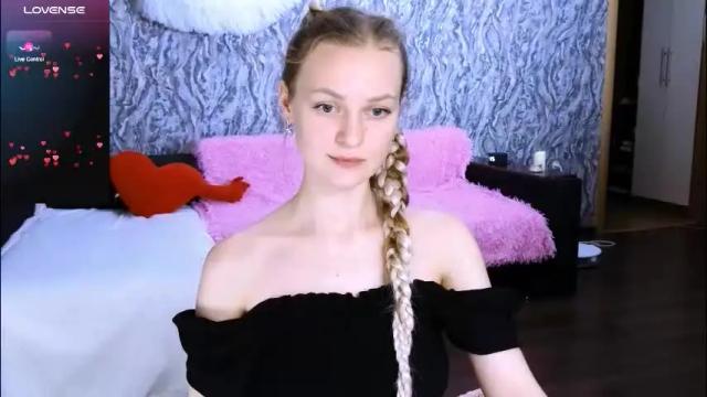 Image 2 of taissia_sweet Stream on Chaturbate on 2 months ago