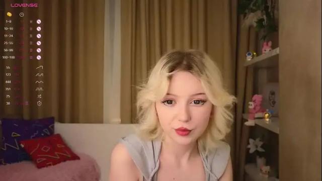 Image 8 of taitatkins Stream on Chaturbate on 1 month ago