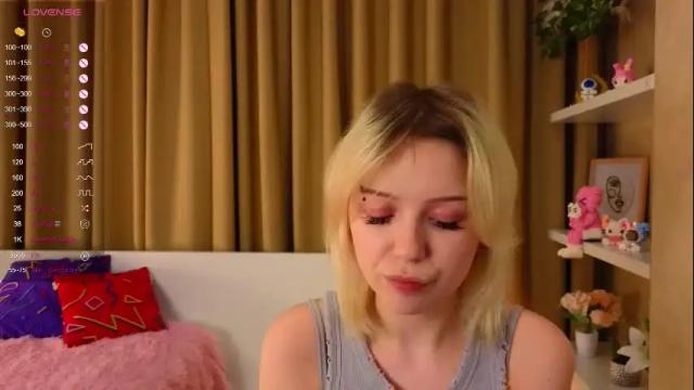 Image 12 of taitatkins Stream on Chaturbate on 1 month ago