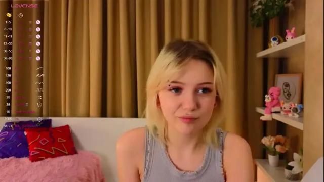Image 8 of taitatkins Stream on Chaturbate on 1 month ago