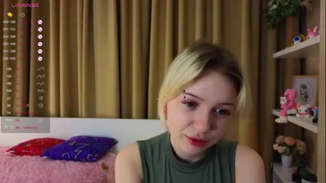 Image 7 of taitatkins Stream on Chaturbate on 1 month ago