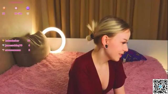 Image 3 of taitatkins Stream on Chaturbate on 20 days ago