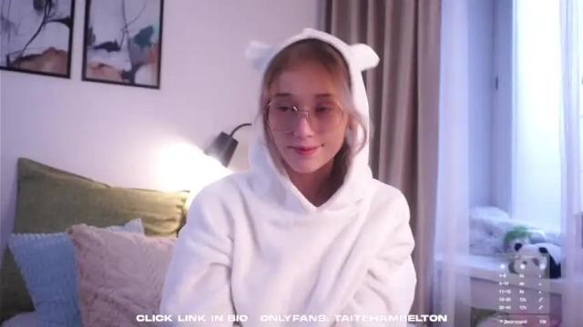 Image 3 of taitehambelton Stream on Chaturbate on 7 days ago