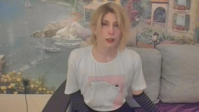 Image 3 of taka_s_paintroom Stream on Chaturbate on 18 months ago