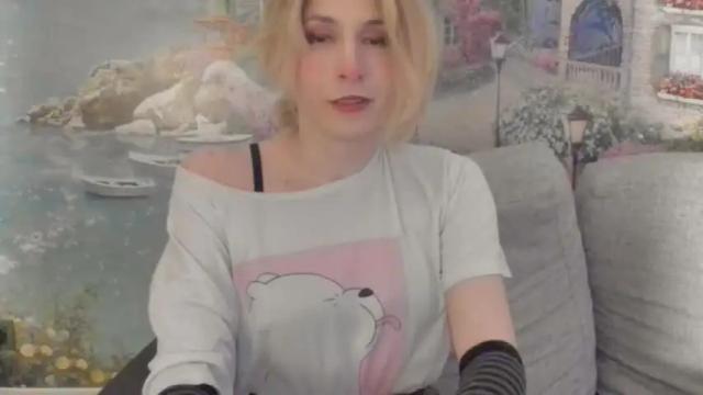 Image 2 of taka_s_paintroom Stream on Chaturbate on 16 months ago