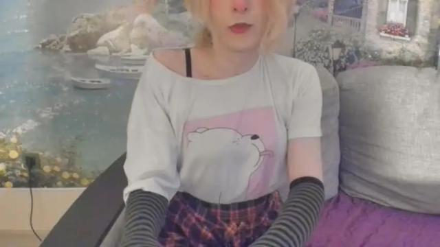 Image 3 of taka_s_paintroom Stream on Chaturbate on 16 months ago