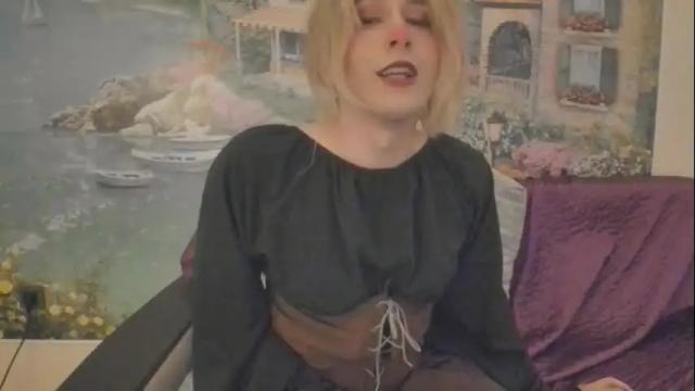 Image 8 of taka_s_paintroom Stream on Chaturbate on 25 days ago