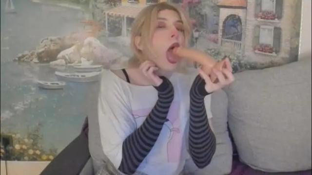 Image 3 of taka_s_paintroom Stream on Chaturbate on 2 months ago
