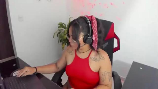 Image 3 of takaragr Stream on Chaturbate on 1 month ago
