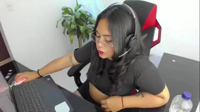 Image 12 of takaragr Stream on Chaturbate on 1 month ago