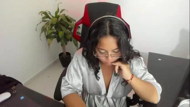 Image 4 of takaragr Stream on Chaturbate on 1 month ago