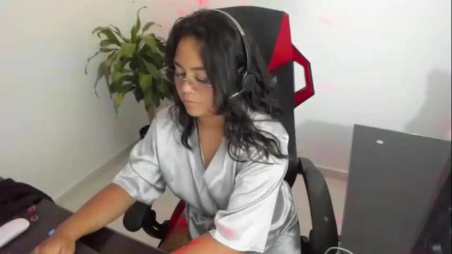 Image 8 of takaragr Stream on Chaturbate on 1 month ago