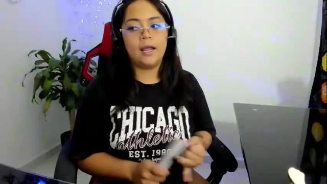 Image 4 of takaragr Stream on Chaturbate on 9 days ago
