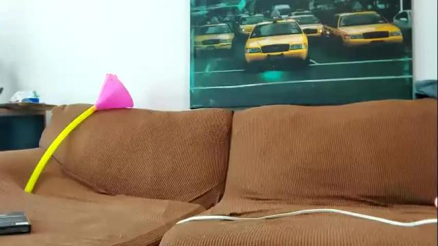 Image 3 of takenandbored Stream on Chaturbate on 1 month ago
