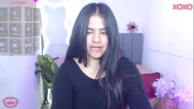 Image 4 of talia_tay Stream on Chaturbate on 1 month ago