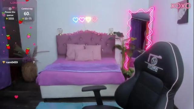 Image 12 of talia_tay Stream on Chaturbate on 1 month ago