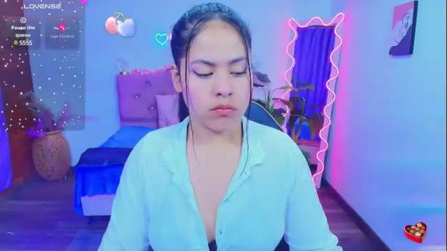 Image 2 of talia_tay Stream on Chaturbate on 23 days ago